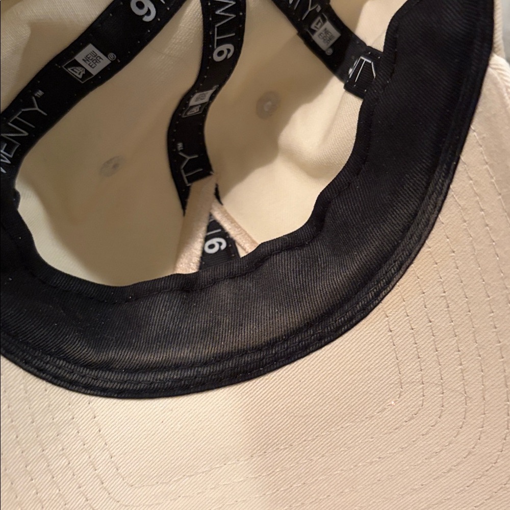 Hat - Picture 3 of 3